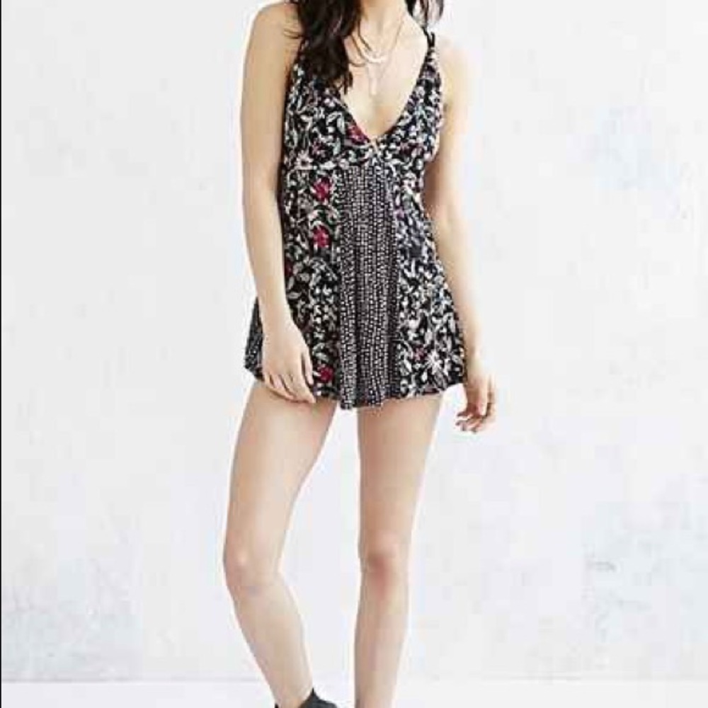 EUC UO Kimchi Blue top